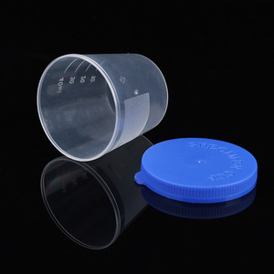 Gobelet à urine jetable Hisamori de 40 ml gradué avec bouchon à levier manuel pour usage en laboratoire - Product Image 2