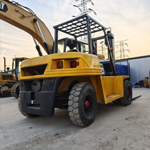 For 3 Ton Used Diesel Engine Counterbalance Forklift with Rough Terrain Capability and 1 Year Warranty for Construction - Product Image 6