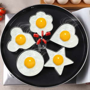 Molde para freír huevos de acero inoxidable con forma de nube y mango rojo para preparar desayunos, herramienta de cocina DIY - Product Image 5