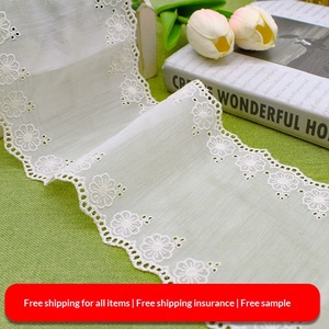 Encaje francés de doble cara con diseño floral de margaritas pequeñas bordadas, accesorios DIY para ropa de mujer, Hanfu y ropa infantil, color albaricoque. - Product Image 4