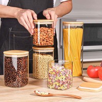 Set grosir toples penyimpanan makanan kaca borosilikat persegi 5 dengan tutup bambu wadah penyimpanan dapur kedap udara