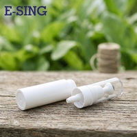 Bouteille de crème ovale en plastique durable personnalisable avec pompe sans air pour lotion, shampoing, mascara, produits liquides, impression de logo