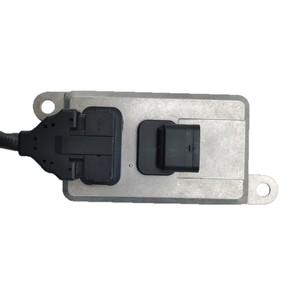 Sensor de NOx Iveco 5801881001 5WK96791A para camión de servicio medio, pieza de repuesto - Product Image 4