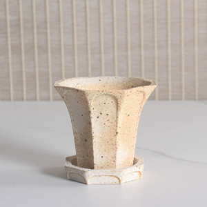 Vaso in Ceramica Rustica Wabi Sabi con Sottovaso e Finitura Naturale per Casa e Giardino - Product Image 3