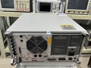เครื่องวิเคราะห์เครือข่ายพารามิเตอร์ S รุ่น Keysight (Agilent) 8720ES, 50 MHz ถึง 20 GHz - Product Image 4
