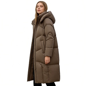 Veste matelassée pour femme sur mesure OEM, <span class=keywords><strong>mi</strong></span>-longue, à capuche en fourrure, <span class=keywords><strong>manteau</strong></span> d'hiver chaud en coton, parka pour femme, fabricant - Product Image 3