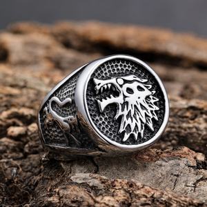 Wolf Head <span class=keywords><strong>Ring</strong></span> Rvs Vergulde Retro Vintage Heren Sieraden Dominante Wolf <span class=keywords><strong>Ring</strong></span> Hot Selling Persoonlijkheidsringen - Product Image 1
