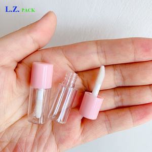 LZ Pack Estoque Venda quente testador 1.5ml mini tubos de brilho labial fofos para crianças de marca própria redondo preto branco rosa tubos minúsculos de brilho labial - Product Image 6