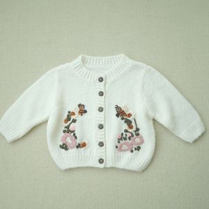 Pulls roses faits à la main pour garçons et filles chandails chauds chandails de mode peuvent être personnalisés pour les familles - Product Image 2