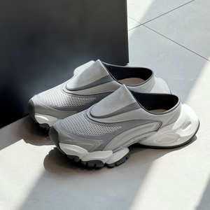 Sneaker Unisex Slip-on Ibrida in Mesh e Camoscio con Suola Chunky Scolpita e Fodera Traspirante - Product Image 1