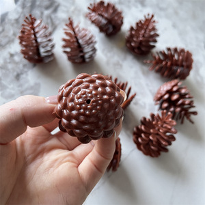 Piñas Secas Naturales con Purpurina <span class=keywords><strong>para</strong></span> Decoración Navideña, San Valentín y Año Nuevo, Venta al por Mayor T3 - Product Image 5