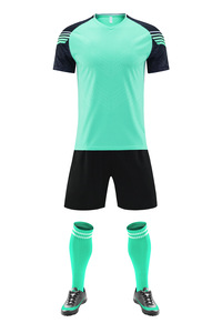 Nuova Collezione 23/<span class=keywords><strong>24</strong></span> Completo da Calcio Personalizzato per Uomo 100% Poliestere Asciugatura Rapida Comodo Collo Tondo Tinta Unita Stampa Digitale - Product Image 4