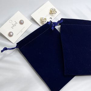 Sacs cadeaux en velours bleu personnalisés avec logo, en gros, pour bijoux, emballages textiles recyclables - Product Image 3
