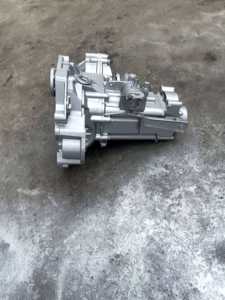 เกียร์ธรรมดาแท้รีบิวท์สำหรับรถยนต์ V W J <span class=keywords><strong>Etta</strong></span> ขายดี - Product Image 2