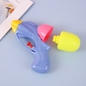 Pistola de agua de colores para niños, juguete de plástico para jugar con agua, diversión para la playa y el baño, unisex, de 4 a 6 años - Product Image 2