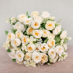 2023 vendita calda fiore artificiale rosa vero tocco artificiale 5 forchetta 10 testa <span class=keywords><strong>primavera</strong></span> rosa fiori personalizzati decorazione di nozze - Product Image 3