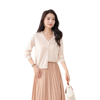 Cardigan en laine 100% pour femmes, couleur bleu clair, motifs de tricot, pulls de haute qualité avec des matériaux de qualité supérieure