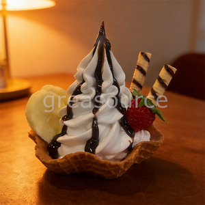 Tazón de Plástico Hecho a Mano para Helado, Postre, Modelo Realista de Helado Suave con Chispas de Chocolate, Palitos de Oblea de Plátano y Fresa - Product Image 4