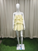 Robe d'été décontractée en mousseline unie à taille naturelle, col halter et volants étagés, vente en gros