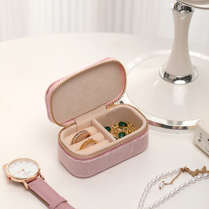 Boîte à bagues mini en velours, étui de rangement simple couche pour boucles d'oreilles et colliers, sac de voyage zippé couleur bonbon pour bijoux - Product Image 5