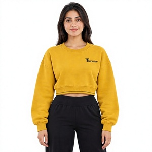 Sweat-shirt court à col rond pour femme Tiierwear, jaune moutarde, couleur unie, logo brodé, vêtement décontracté pour l'automne - Product Image 1