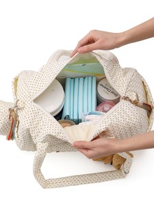 Sac à langer grande capacité <span class=keywords><strong>pour</strong></span> maman, sac matelassé avec breloque ours en peluche, sac <span class=keywords><strong>de</strong></span> voyage multi-poches <span class=keywords><strong>pour</strong></span> bébé - Product Image 2