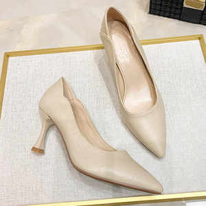 Zapatos de Tacón Alto de Cuero Suave para Mujer, Tacones Finos, Nuevos Zapatos de Trabajo Profesionales Versátiles con Punta Puntiaguda para Primavera y Verano - Product Image 2