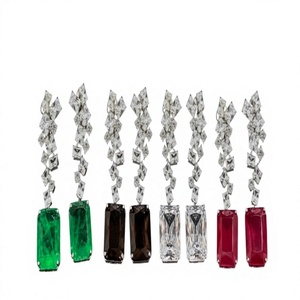 Pendientes Exclusivos de Primera Calidad en Latón Plateado con Diamantes de Imitación CZ, Colección de Pendientes para Mujer, Elige Cualquier Par - Product Image 2