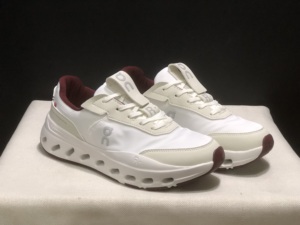 Calzado Deportivo Casual ROGER Wildcard on CLOUD 2026 con Parte Superior de Malla Transpirable, para Hombre y Mujer, con Suela Gruesa y Suave - Product Image 4