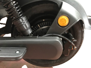 Vente en gros de moto électrique pour adultes avec moteur sans balais de 1500 W, longue autonomie, skateboard urbain, véhicule sportif, capteur - Product Image 4