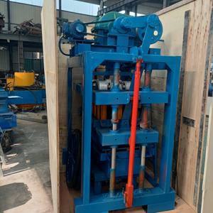 Máquina para Fabricar Bloques <span class=keywords><strong>de</strong></span> Pavimento Encastrables, Máquina para Fabricar Ladrillos <span class=keywords><strong>de</strong></span> Piso con <span class=keywords><strong>Cara</strong></span> <span class=keywords><strong>de</strong></span> Roca Delgada, Máquina Eléctrica para <span class=keywords><strong>Concreto</strong></span> Sólido 15-20s - Product Image 5