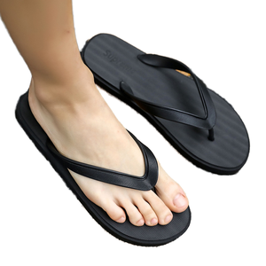 Sandalias de playa para deportes al aire libre de verano para <span class=keywords><strong>hombre</strong></span>, <span class=keywords><strong>chanclas</strong></span> desodorantes antideslizantes con estilo estampado de fondo suave - Product Image 1
