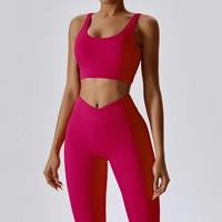 Ensemble de yoga pour femmes de haute qualité, avec bretelles croisées, élastique, pantalon court léger et tendance pour l'été et la salle de sport