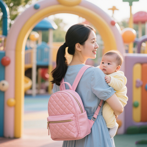 Fabricant personnalisé élégant matelassé végétalien en cuir PU maman bébé couche sac à couches sac à dos organisateur avec poches isolées - Product Image 5