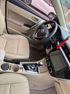 Toyota Corolla 1.6L CVT GL 2015 Usata con Telecamera Posteriore, Interni in Pelle, Cerchi R15, Cambio Automatico, Guida a Sinistra - In Vendita presso Concessionaria Auto Chengdu - Product Image 6