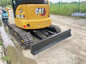 Excavadora Mini Caterpillar Cat 303.5 de 3 Toneladas de Segunda Mano para Granja y Jardín - Product Image 6