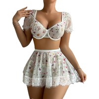 Ensemble de lingerie rouge à fleurs grande taille C120 pour femme, soutien-gorge en maille et mini-jupe, manches bouffantes cœur, taille haute, coupe trapèze, dentelle cils, nœud