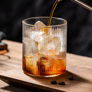300ml tasse à café Transparent rayé <span class=keywords><strong>verre</strong></span> tasse eau vin <span class=keywords><strong>whisky</strong></span> <span class=keywords><strong>verre</strong></span> <span class=keywords><strong>Lot</strong></span> maison Ins boire jus tasses <span class=keywords><strong>verre</strong></span> verres - Product Image 6