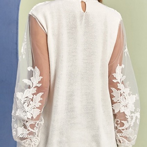 Novità Primavera-Autunno 2023: Maglione da <span class=keywords><strong>Donna</strong></span> in Stile Europeo e Americano con Maniche a Campana in <span class=keywords><strong>Maglia</strong></span> a Rete e Collo Decorato con Pizzo - Product Image 4