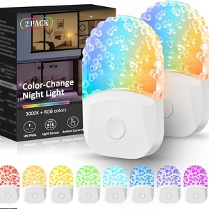 Veilleuse LED à capteur de lumière, mode dynamique, température blanc chaud 3000K, couleur RVB, 0,5W, en acrylique, à brancher, avec bulles - Product Image 2