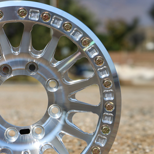 Jantes forgées de 17 pouces avec finition simili beadlock argentée usinée 17x8.5 17x9 17x10 6x139.7 6x135 pour <span class=keywords><strong>Ford</strong></span> F150 Raptor <span class=keywords><strong>Ranger</strong></span> - Product Image 4