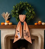 Broderie personnalisée : Faisceau de nom d'Halloween avec fantôme et chauve-souris, nœud effrayant, ruban gingham personnalisé avec nom, décoration de porte d'entrée pour Halloween