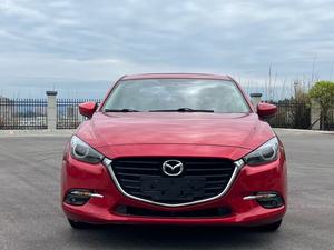 <span class=keywords><strong>Mazda</strong></span> <span class=keywords><strong>3</strong></span> Axela <span class=keywords><strong>Hatchback</strong></span> 1.5L Automatica 2017 Pronta per l'Esportazione, Caratteristiche Premium, Cambio Automatico, Pneumatici R16, Sedili in Tessuto, Guida a Sinistra - Product Image 2