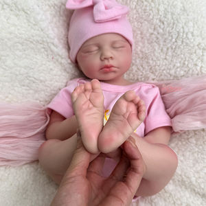 ตุ๊กตาซิลิโคนแบบเต็มตัว OEM แบบนิ่ม ตุ๊กตาซิลิโคนทำมือเพ้นท์ลาย สำหรับเด็กผู้หญิง/เด็กผู้ชาย ขนาด 20 นิ้ว รุ่น LouLou ของสะสมศิลปิน ของขวัญคริสต์มาส - Product Image 3