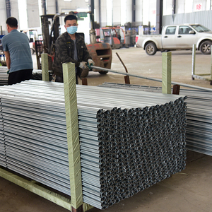 Palo per Vigneto in Acciaio Zincato Altezza 2.4m-2.8m per la Coltivazione del Vino in Italia - Product Image 5