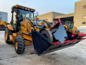 Retroexcavadora JCB 3CX, Equipo de Construcción en Venta, JCB 3CX Original en Buen Estado, Especificaciones del Cargador Frontal Usado - Product Image 4