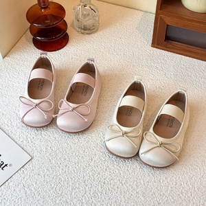 Scarpe da Principessa per Bambine con Fiocco Decorativo, Suola Morbida Antiscivolo, Punta Rotonda, Comode Scarpe in Pelle per Bambini Piccoli, Primavera Autunno - Product Image 2