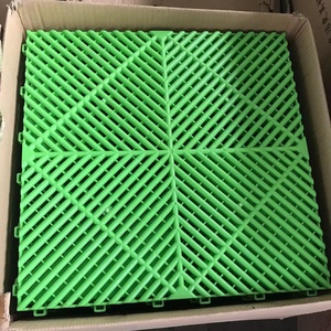 Araba detaylandırma atölyesi için renkli birbirine PP garaj yer karosu plastik garaj döşeme - Product Image 5