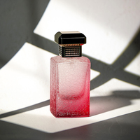 Flacon de parfum en verre mat rose dégradé de luxe ABT, 50 ml, forme carrée avec bouchon pour l'emballage de parfum, personnalisable