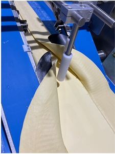 <span class=keywords><strong>Ligne</strong></span> <span class=keywords><strong>de</strong></span> plastifieuse pour pâte feuilletée certifiée CE 1000 kg/h équipement <span class=keywords><strong>de</strong></span> laminage automatique <span class=keywords><strong>de</strong></span> pâtisserie <span class=keywords><strong>ligne</strong></span> <span class=keywords><strong>de</strong></span> fabrication <span class=keywords><strong>de</strong></span> pâte à pâtisserie pour usine alimentaire - Product Image 3